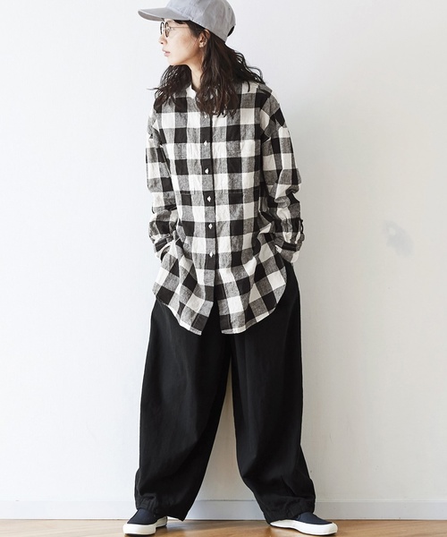 Sunny clouds（サニークラウズ）の「サニークラウズ　ヘリンボーンのブカブカパン〈レディース〉（その他パンツ・レディース・ブラック/グレー・MEDIUM/LARGE/X-LARGE/XX-LARGE/NM）」の6枚目の写真