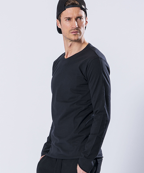 wjk(ダヴルジェイケイ)の「mlt2508-standard jersey crew neck L-S カットソー(Tシャツ/カットソー・メンズ・ブラック/ホワイト/グレー系その他・M/L/S/XL)」の5枚目の写真