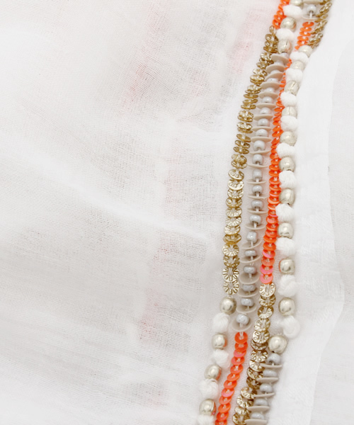 NANO universe（ナノユニバース）の「CITRUS/サイドビーズストール（ストール/ショール・レディース・ホワイト/ベージュ・FREE）」の6枚目の写真