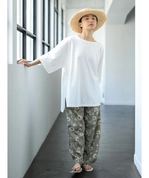 AMERICAN HOLIC(アメリカンホリック)の「裾スリットカットチュニック*(Tシャツ/カットソー・レディース・オフホワイト/カーキ/グレー系その他/ダークネイビー/ベージュ系その他2・FREE)」の17枚目の写真