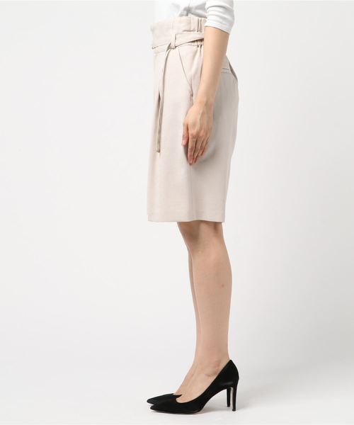 TRUDEA(トルディア)の「ベルト付きハーフパンツ(その他パンツ・レディース・ベージュ/サックスブルー/ネイビー・MEDIUM/SMALL)」の4枚目の写真