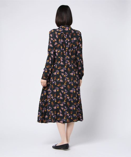 JETSET SOLO PLUS (ジェットセットソロプラス)の「【SEE U SOON】フラワープリントシャツワンピース(シャツワンピース・レディース・ブラック・38)」の3枚目の写真
