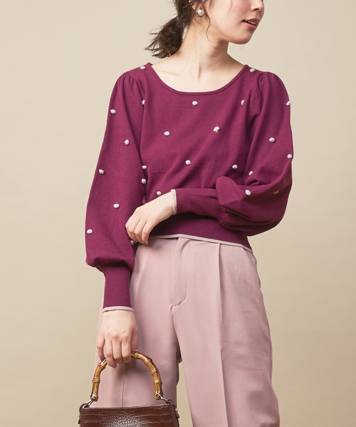natural couture（ナチュラルクチュール）の「配色ポンポンレトロニット（ニット/セーター・レディース・ブラック/パープル/アイボリー/ピンクベージュ・FREE）」の3枚目の写真