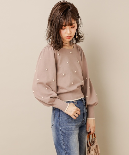 natural couture（ナチュラルクチュール）の「配色ポンポンレトロニット（ニット/セーター・レディース・ブラック/パープル/アイボリー/ピンクベージュ・FREE）」の4枚目の写真