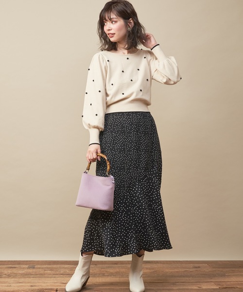 natural couture（ナチュラルクチュール）の「配色ポンポンレトロニット（ニット/セーター・レディース・ブラック/パープル/アイボリー/ピンクベージュ・FREE）」の17枚目の写真