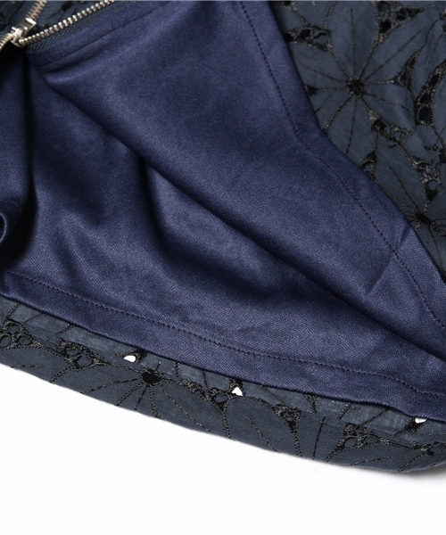 WHO'S WHO gallery（フーズフーギャラリー）の「花柄刺繍ZIPスカート（スカート・レディース・ネイビー/ワインレッド・FREE）」の9枚目の写真