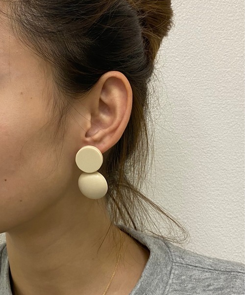 StyleSea(スタイルシー)の「コンビネーションピアス(ピアス(両耳用)・レディース・カーキ/ブルー/パープル/オリーブ/ベージュ/ブラウン・FREE)」の7枚目の写真