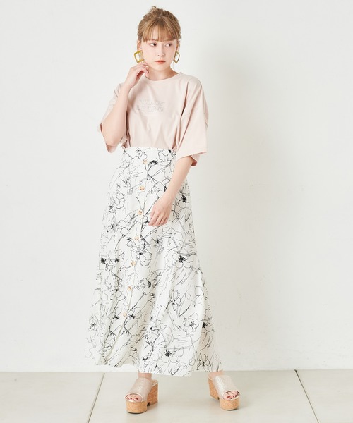 one after another NICE CLAUP(ワンアフターアナザーナイスクラップ)の「【WEB限定】前釦フレアロングスカート(スカート・レディース・ホワイト系その他/ブラック系その他/ベージュ系その他/グリーン系その他/ピンク系その他・FREE)」の20枚目の写真
