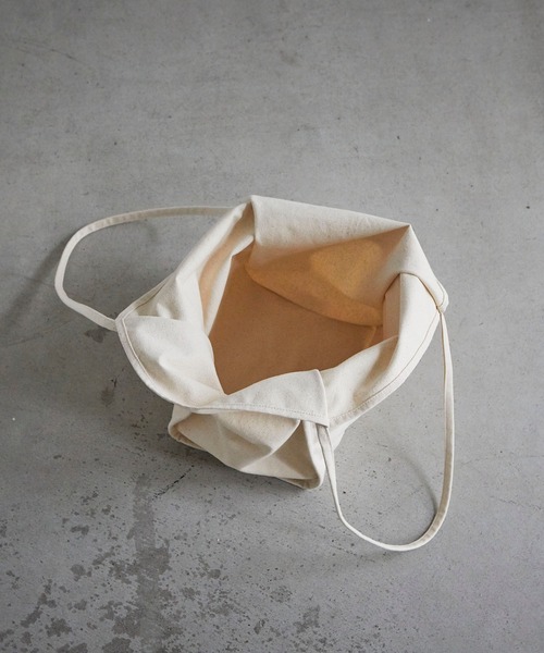 EFOLE（エフォル）の「キャンバス　ビッグ　トートバッグ（トートバッグ・レディース・オフホワイト/ブラウン/カーキ/ピンク/ブラック・FREE）」の11枚目の写真