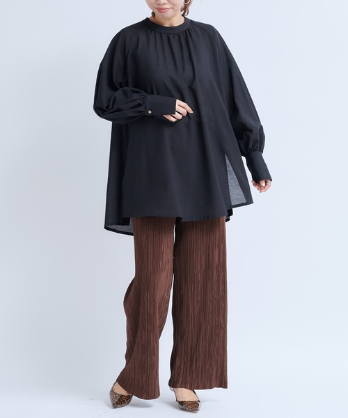 DouDou（ドゥドゥ）の「ハイネック袖ボリュームブラウス（シャツ/ブラウス・レディース・ブラック/オフホワイト・FREE）」の10枚目の写真