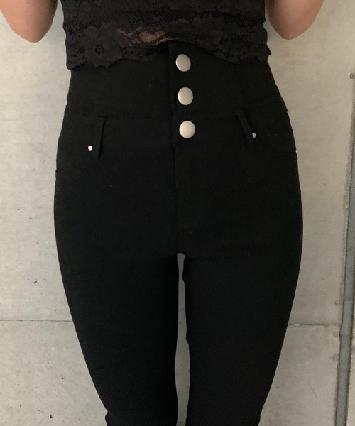 ENVYM（アンビー）の「ハイウエストボタンジェギンス（その他パンツ・レディース・ブラック・SMALL/MEDIUM）」の4枚目の写真