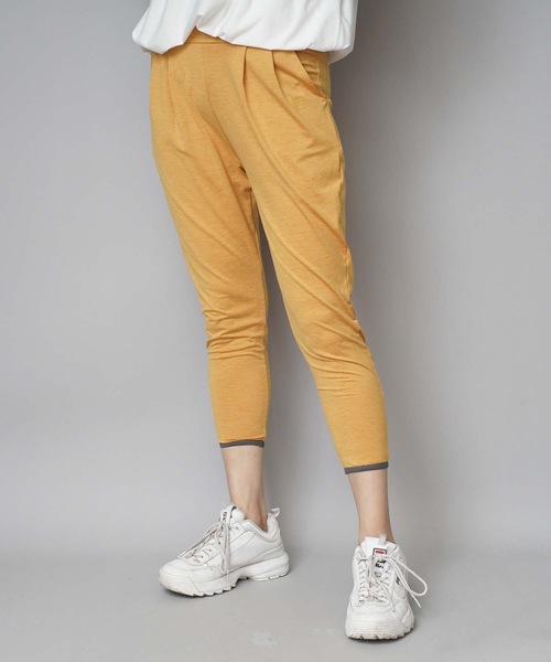 FILA(フィラ)の「【FILA:フィラ】水陸両用フィットネスパンツ / ヨガパンツ フィットネス ジム サルエル トレーニング お家ヨガ(その他パンツ・レディース・レッド/グレー/ネイビー/イエロー/レッド系その他/サックスブルー/ホワイト・SMALL/MEDIUM/LARGE/X-LARGE)」の2枚目の写真