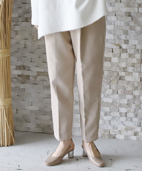 REAL CUBE(リアルキューブ)の「起毛テーパードパンツ(その他パンツ・レディース・ホワイト系その他/ダークブラウン/ベージュ/キャメル・M)」の2枚目の写真