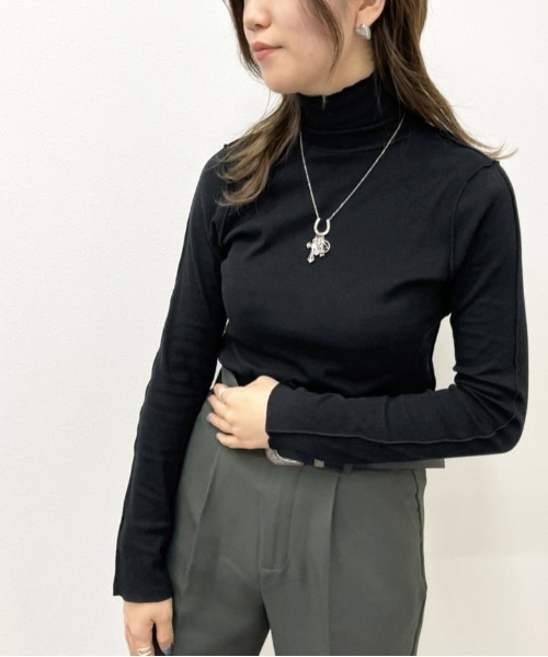 apres jour mignon(アプレジュールミニョン)の「リブハイネックメロートップス【ZOZOTOWN限定アイテム】(Tシャツ/カットソー・レディース・アイボリー/ダークブラウン/ブラック/ブルー系その他・X-LARGE/フリー)」の12枚目の写真