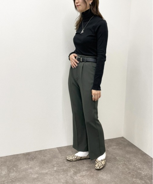 apres jour mignon(アプレジュールミニョン)の「リブハイネックメロートップス【ZOZOTOWN限定アイテム】(Tシャツ/カットソー・レディース・アイボリー/ダークブラウン/ブラック/ブルー系その他・X-LARGE/フリー)」の14枚目の写真