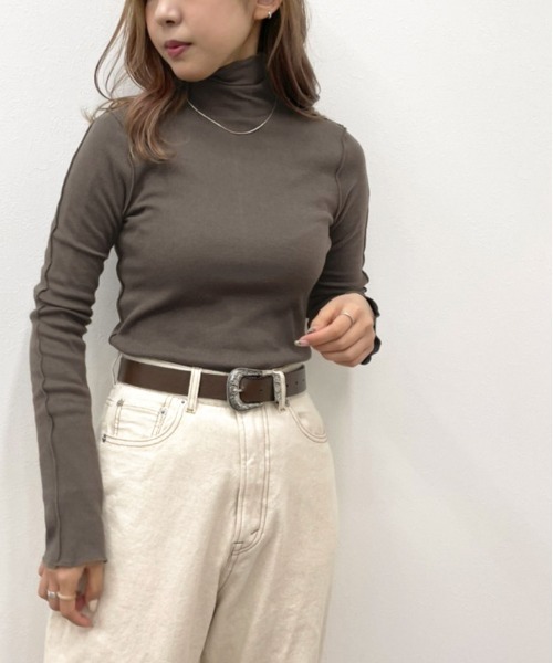 apres jour mignon(アプレジュールミニョン)の「リブハイネックメロートップス【ZOZOTOWN限定アイテム】(Tシャツ/カットソー・レディース・アイボリー/ダークブラウン/ブラック/ブルー系その他・X-LARGE/フリー)」の16枚目の写真
