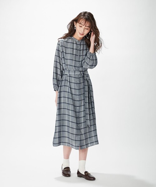 J.PRESS(ジェイプレス)の「【洗える】セルロース綾チェック ワンピース(シャツワンピース・レディース・ネイビー系3/サックスブルー系3・9/11)」の4枚目の写真