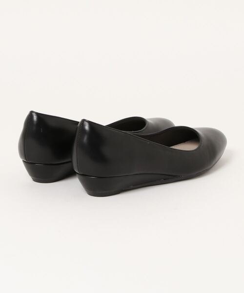 COMME CA ISM(コムサイズム)の「《フェイクスエード》 ウェッジソール パンプス(パンプス・レディース・ブラック/ベージュ/ブラウン/ミント・23.5cm/24.5cm)」の15枚目の写真