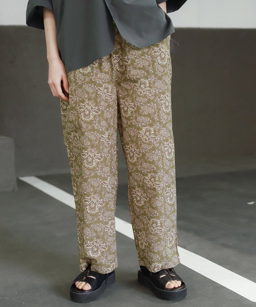 niko and...（ニコアンド）の「カラフルプリントイージーワークパンツ（その他パンツ・レディース・ブラック/ネイビー/ブラウン/カーキ・MEDIUM/LARGE）」の3枚目の写真