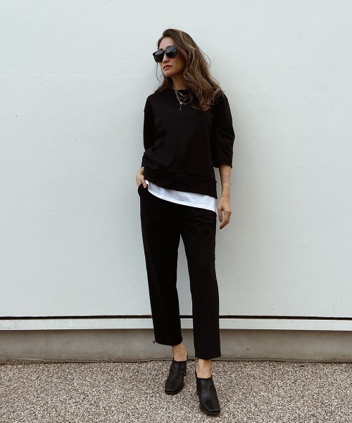 esutoreja（エストレジャ）の「シャツDesignトレーナーセットアップ（セットアップ・レディース・ホワイト/ブラック/ベージュ・FREE）」の2枚目の写真