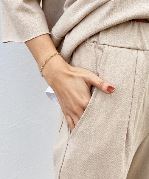 esutoreja（エストレジャ）の「シャツDesignトレーナーセットアップ（セットアップ・レディース・ホワイト/ブラック/ベージュ・FREE）」の15枚目の写真