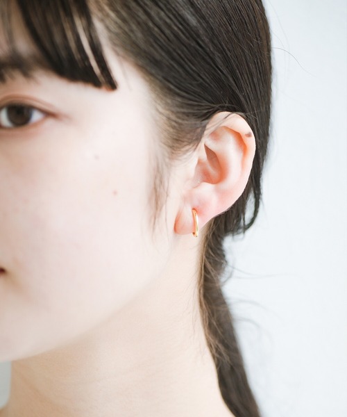 haco!（ハコ）の「かわいらしいけど甘すぎない　２WAYで使える淡水パールのイヤリング（イヤリング・レディース・ゴールド・ONE SIZE）」の8枚目の写真