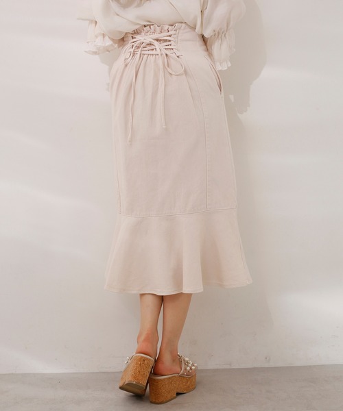 one after another NICE CLAUP（ワンアフターアナザーナイスクラップ）の「後ろレースアップマーメイドスカート（デニムスカート・レディース・ブラック系その他/アイボリー/ピンクベージュ/インディゴブルー/サックスブルー・FREE）」の13枚目の写真