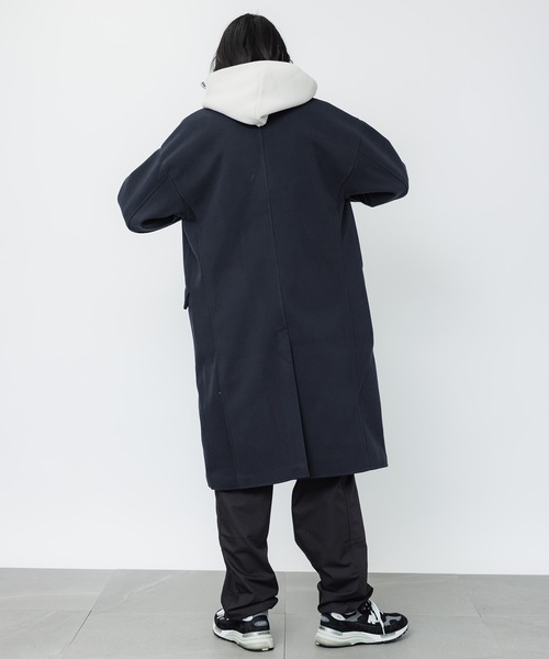 MAISON BREEZE（メゾンブリーズ）の「【MAISON BREEZE】オーバーサイズダブルブレストチェスターコート（チェスターコート・メンズ・ブラック/ベージュ/ネイビー/キャメル・S/M/L）」の8枚目の写真