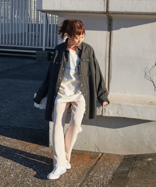 Auntie Rosa Holiday（アンティローザホリデー）の「デニムBIGシャツ（シャツ/ブラウス・レディース・ブラック/ブルー・FREE）」の13枚目の写真