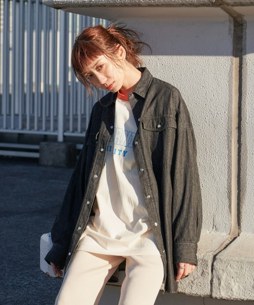 Auntie Rosa Holiday（アンティローザホリデー）の「デニムBIGシャツ（シャツ/ブラウス・レディース・ブラック/ブルー・FREE）」の6枚目の写真