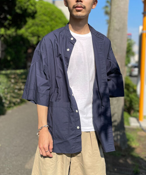 GLOSTER（グロスター）の「バンドカラービッグシャツ（シャツ/ブラウス・メンズ・キナリ/イエロー系その他3/ネイビー/レッド系その他3/チャコールグレー・FREE）」の3枚目の写真