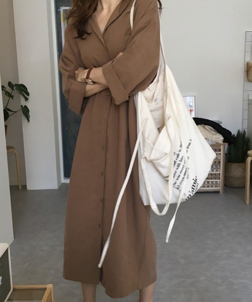 TheiaIvy(スィアアイビー)の「前開き羽織りシャツワンピース(シャツワンピース・レディース・ネイビー/ブラウン・M/S/L/XL)」の3枚目の写真