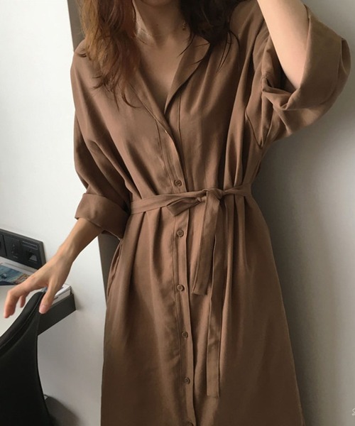 TheiaIvy(スィアアイビー)の「前開き羽織りシャツワンピース(シャツワンピース・レディース・ネイビー/ブラウン・M/S/L/XL)」の13枚目の写真