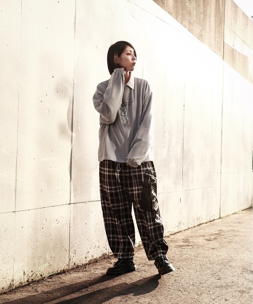 HLM(エイチエルエム)の「EMO GRAPHICCREW SWEAT/ビッグシルエット エモ バックプリント クルーネックスウェット トレーナー(スウェット・メンズ・グレー系その他/ホワイト系その他3/ブルー系その他2/グレー系その他3/ライトグレー/ホワイト系その他6/グリーン/グレー系その他2/ホワイト系その他2/グレー系その他5/ブルー系その他/グレー系その他4/ホワイト系その他4/パープル/ホワイト系その他5・FREE)」の22枚目の写真