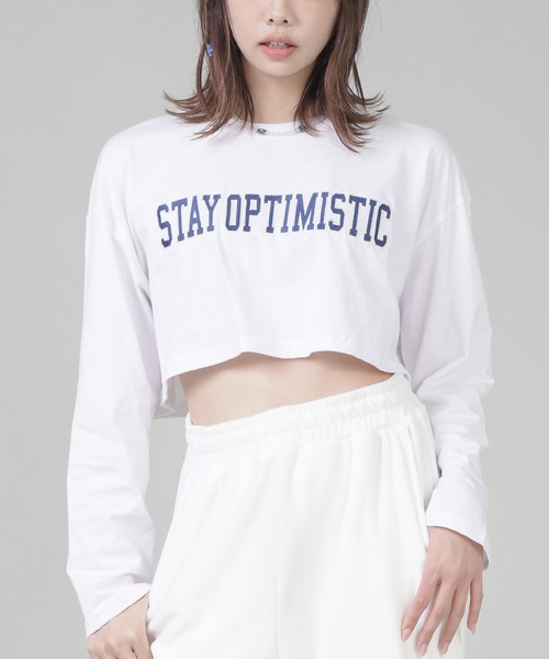 SPINNS（スピンズ）の「ロゴ刺繍 ショート丈長袖Tシャツ（Tシャツ/カットソー・レディース・ブラック/ネイビー/ダークグリーン/オフホワイト・ONESIZE）」の2枚目の写真