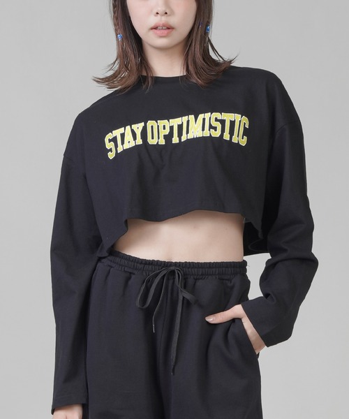 SPINNS（スピンズ）の「ロゴ刺繍 ショート丈長袖Tシャツ（Tシャツ/カットソー・レディース・ブラック/ネイビー/ダークグリーン/オフホワイト・ONESIZE）」の3枚目の写真