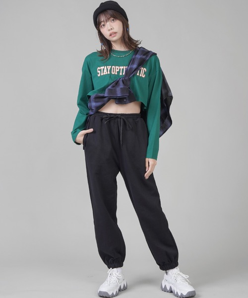 SPINNS（スピンズ）の「ロゴ刺繍 ショート丈長袖Tシャツ（Tシャツ/カットソー・レディース・ブラック/ネイビー/ダークグリーン/オフホワイト・ONESIZE）」の10枚目の写真