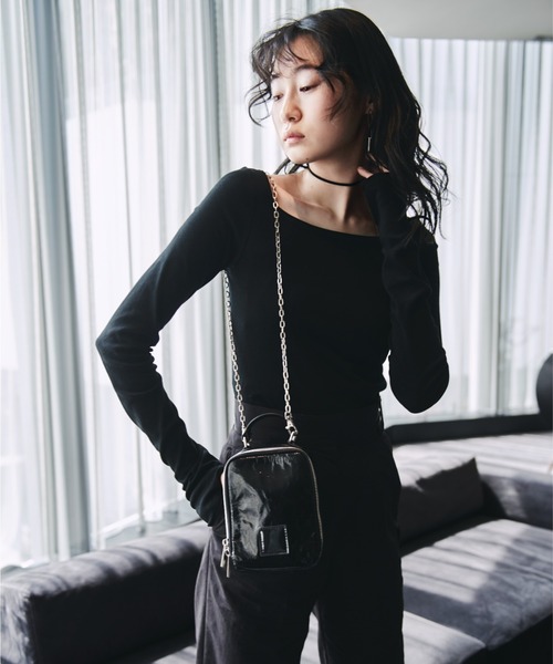 EDT（イーディーティー）の「【EDT/イーディーティー】boxminibag_21FW_TAO（ショルダーバッグ・レディース・ホワイト/グレー/ブラック・FREE）」の2枚目の写真