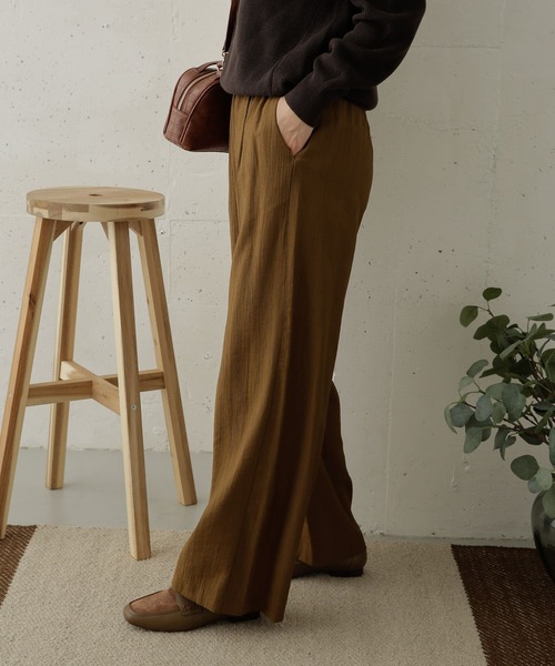 URBAN RESEARCH DOORS（アーバンリサーチドアーズ）の「ワッシャー加工イージーパンツ（その他パンツ・レディース・ネイビー/イエロー系その他・ONE）」の3枚目の写真