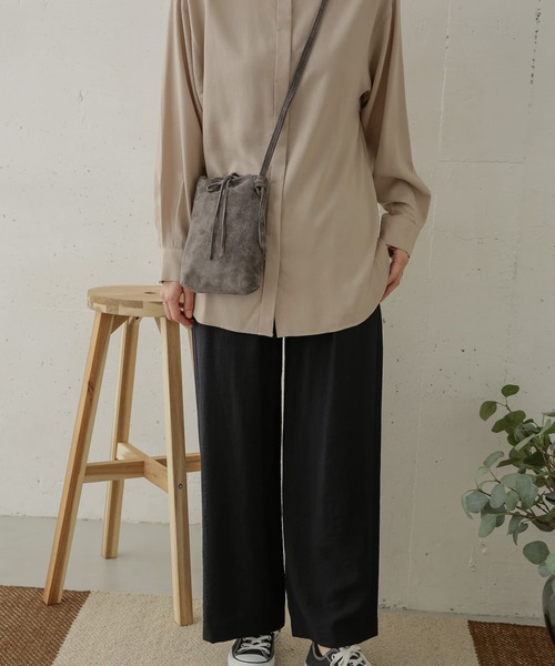 URBAN RESEARCH DOORS（アーバンリサーチドアーズ）の「ワッシャー加工イージーパンツ（その他パンツ・レディース・ネイビー/イエロー系その他・ONE）」の17枚目の写真