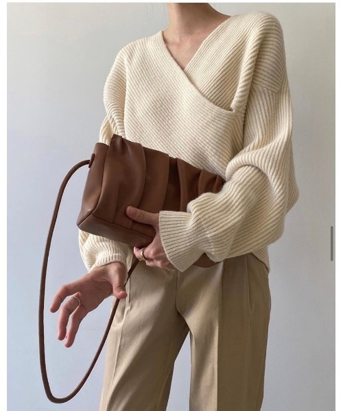 FRP（エフアールピー）の「プルオーバーセーター（ニット/セーター・レディース・ベージュ/ホワイト/グレー/ブラック・FREE）」の13枚目の写真