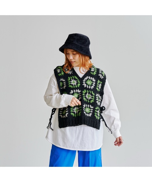 CPCM（シーピーシーエム）の「クロシェ花刺繍ベスト（ニット/セーター・レディース・ホワイト/ブラック・FREE）」の22枚目の写真