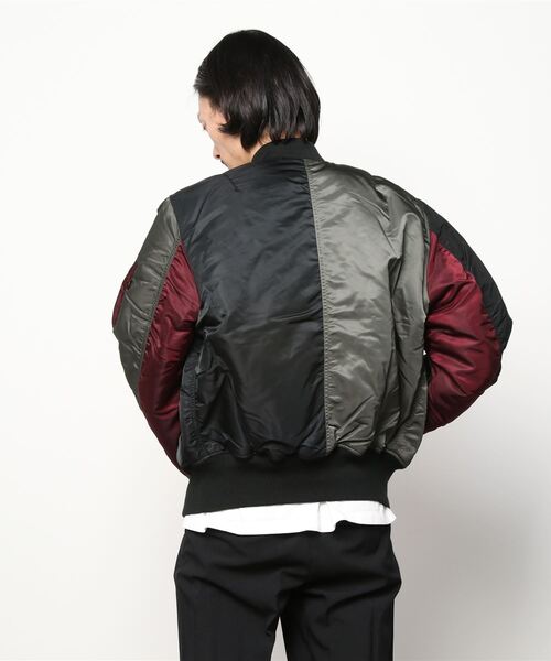 Alpha Industries(アルファインダストリーズ)の「ALPHA/アルファ MA-1 COLOR BLOCKED(MA-1・メンズ・ブラック/グレー・M/XL/L)」の3枚目の写真