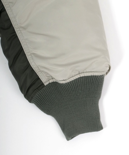 Alpha Industries(アルファインダストリーズ)の「ALPHA/アルファ MA-1 COLOR BLOCKED(MA-1・メンズ・ブラック/グレー・M/XL/L)」の14枚目の写真