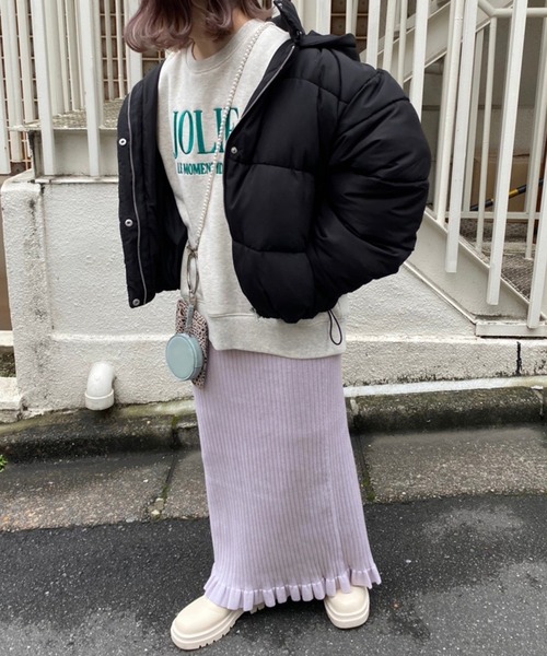 one after another NICE CLAUP(ワンアフターアナザーナイスクラップ)の「リブニット裾フリルスリットタイトスカート(スカート・レディース・ブラック/レッド/オフホワイト/ラベンダー/杢グレー/モカ・FREE)」の8枚目の写真