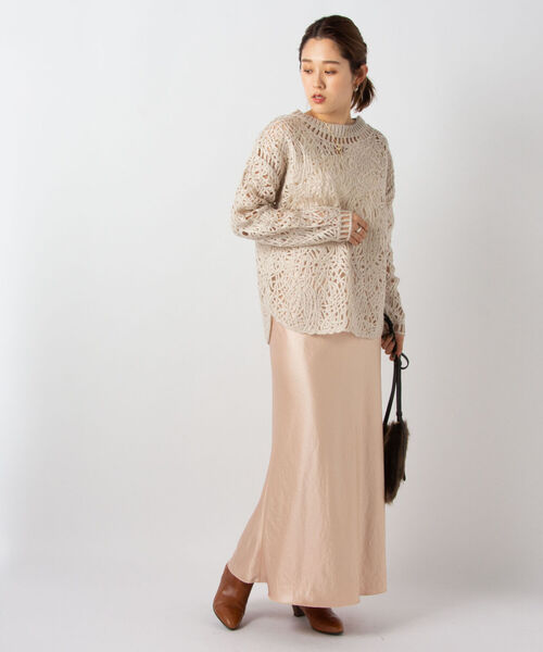 NOLLEY’S Sophi(ノーリーズソフィ)の「ハンマーサテンマーメイドスカート(スカート・レディース・サーモンピンク/ベージュ・38/36)」の11枚目の写真