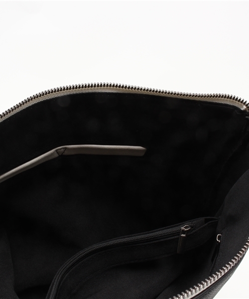 VENCEEXCHANGE(ヴァンスエクスチェンジ)の「フェイクレザーバイカラークラッチBAG (クラッチバッグ・メンズ・グレー/スカイブルー・FREE)」の5枚目の写真