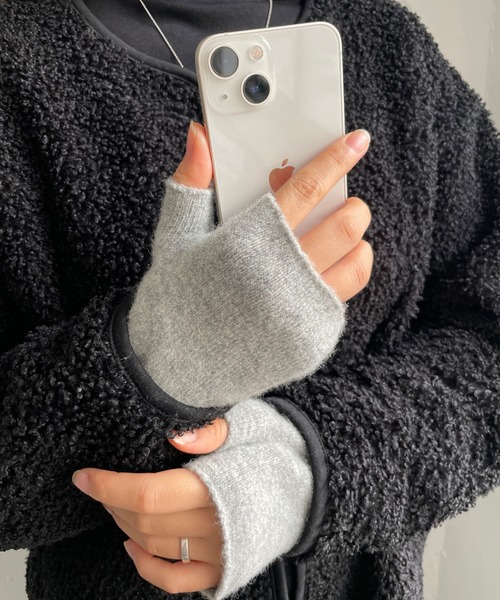 CEMONEMO(セモネモ)の「ウール混 ニット アームウォーマー(手袋・レディース・ブラック/ベージュ/ブラウン/グレー・FREE)」の16枚目の写真
