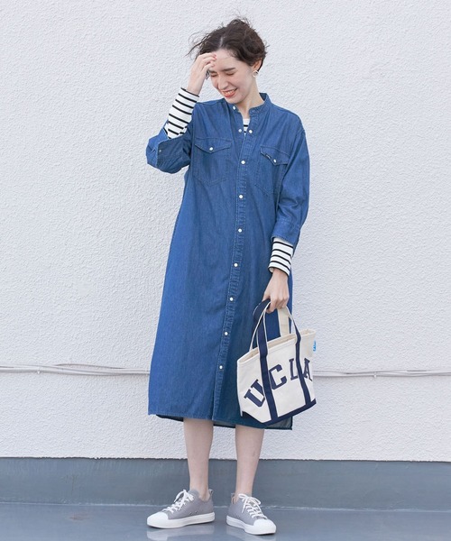 Lee（リー）の「【Lee(リー)】デニムシャツワンピース（ワンピース・レディース・ライトブルー/ネイビー・FREE）」の4枚目の写真