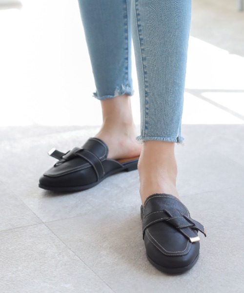 VIVIAN（ヴィヴィアン）の「スクエアトゥノットデザインベルトスリッパミュール（パンプス・レディース・ブラック/ブラウン/グレー系その他7/アイボリー・S/M/L/LL）」の20枚目の写真